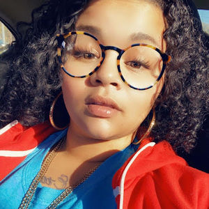 Meet your Posher, Angelica